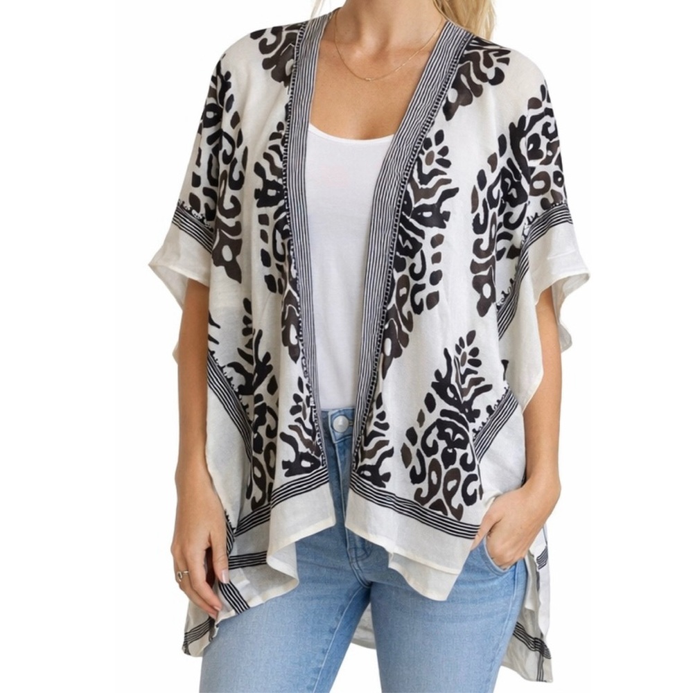 Steve Madden Black/White Damask Topper (NWT) (Size: OSFM)